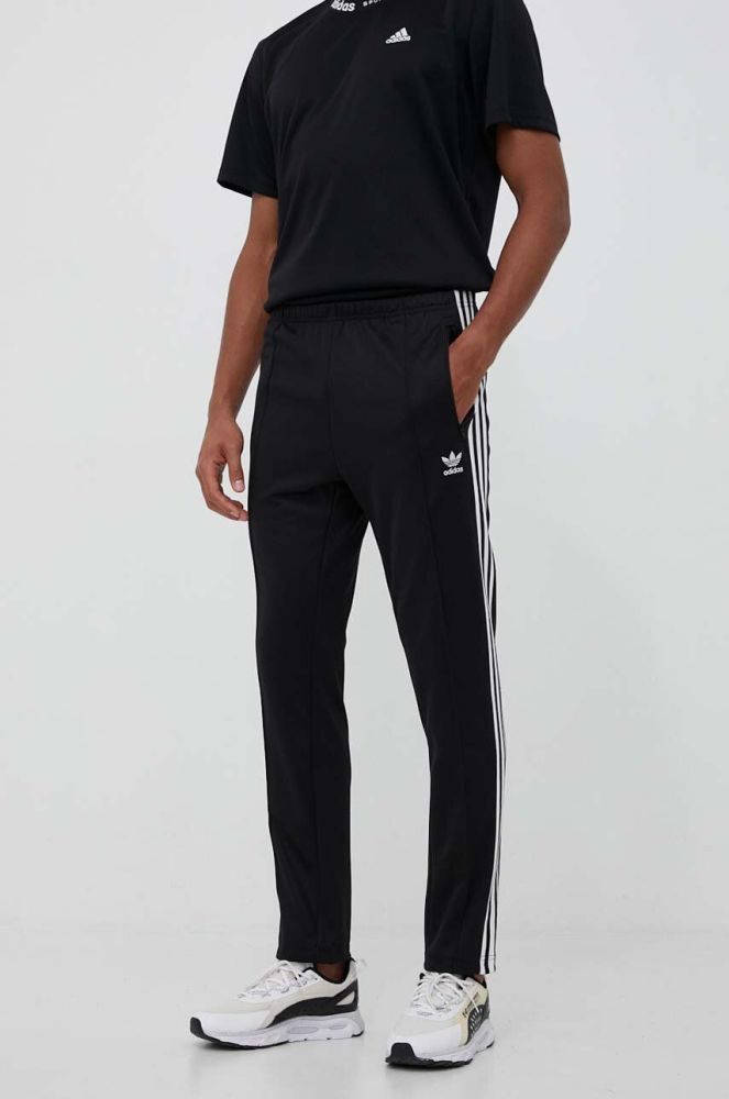 Спортивні штани adidas Originals колір чорний з аплікацією (3383984)