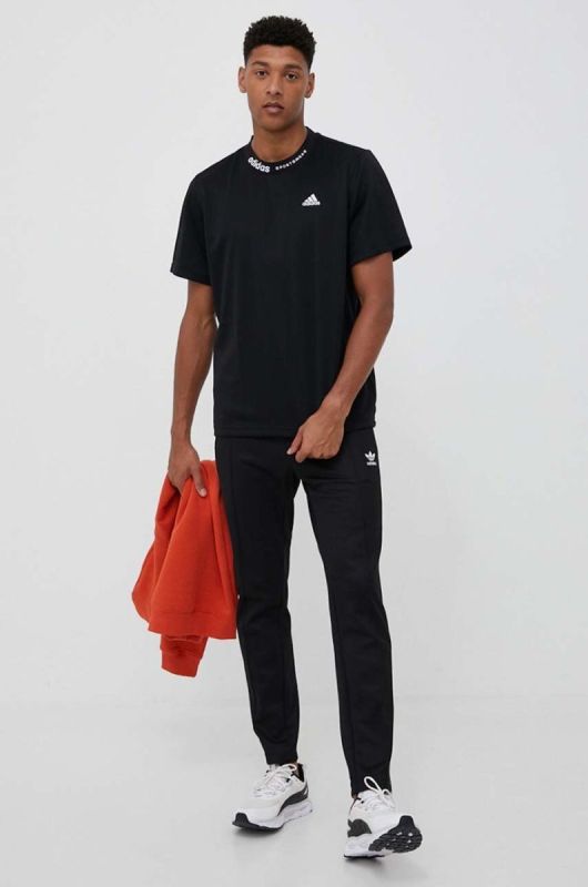 Спортивні штани adidas Originals колір чорний з аплікацією (3383984) фото 2