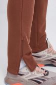 Спортивні штани adidas колір коричневий однотонні