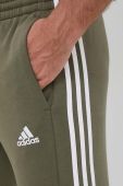 Спортивні штани adidas колір зелений з аплікацією (3322368)