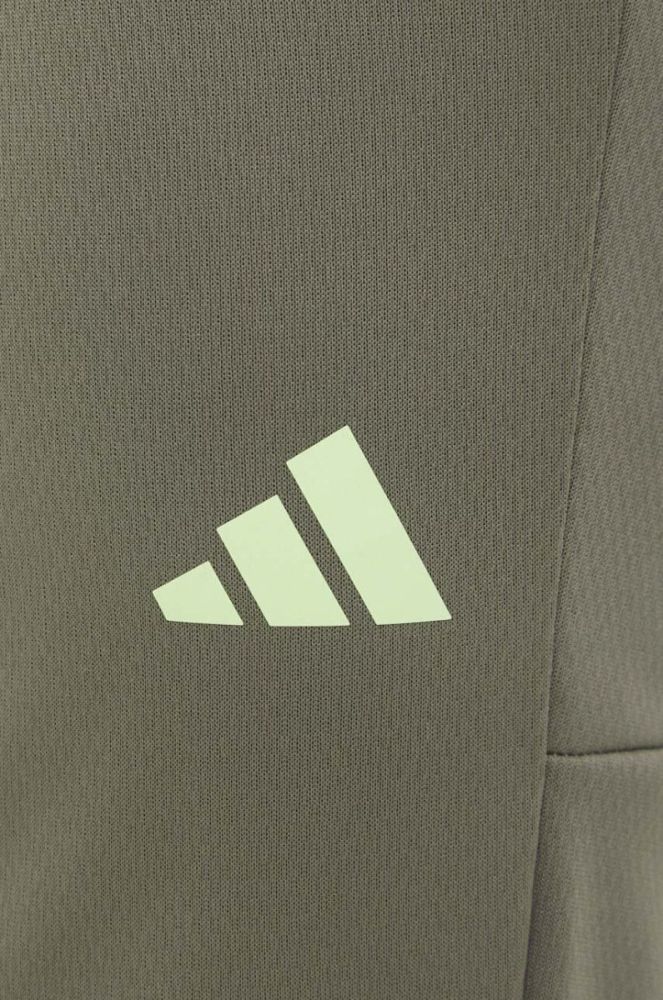 Штани для тренувань adidas Performance Train Essentials Seasonal колір зелений з принтом фото 4