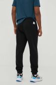 Бавовняні спортивні штани adidas Originals колір чорний з аплікацією (3388644)
