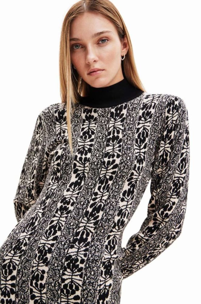 Сукня Desigual колір чорний mini облягаюча (3477858) фото 3