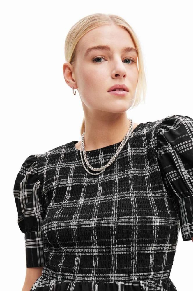 Бавовняна сукня Desigual колір чорний midi розкльошена фото 3