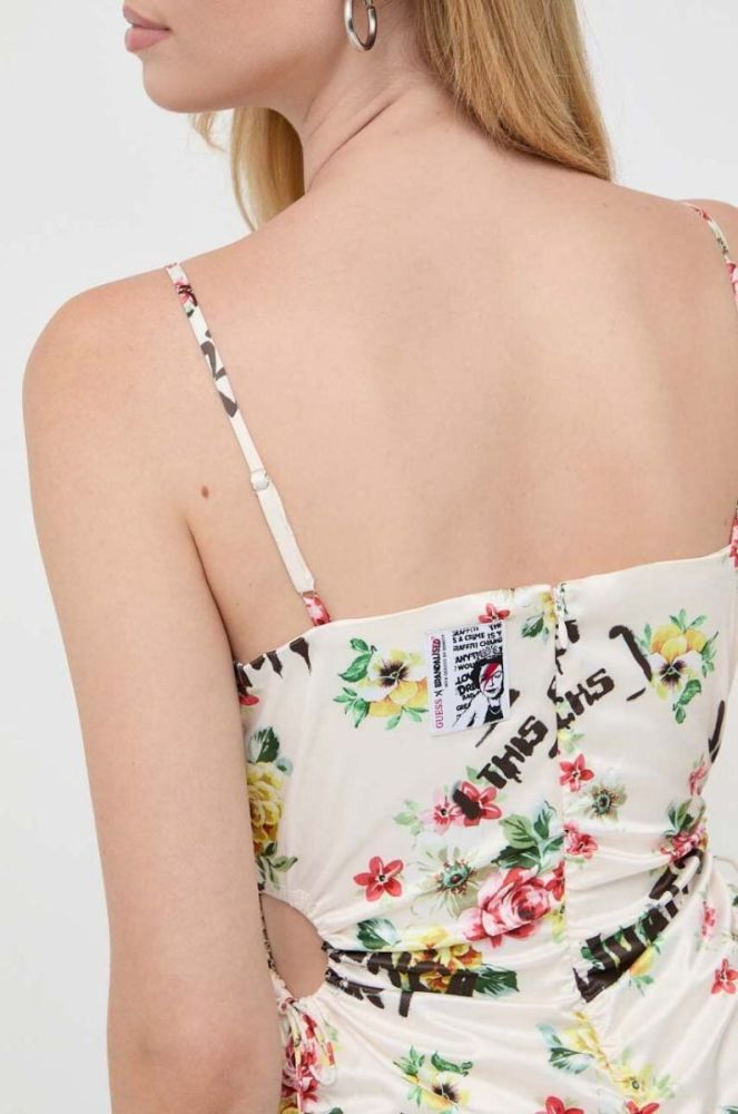 Сукня Guess Guess x Banksy колір бежевий mini облягаюча фото 5