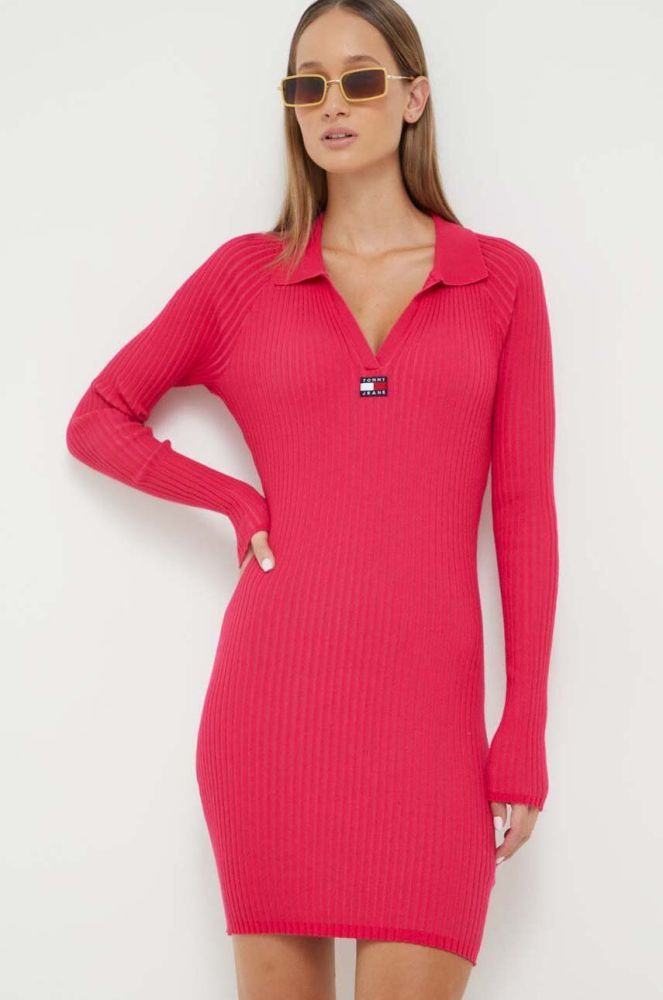 Сукня Tommy Jeans колір рожевий mini облягаюча (3510407)