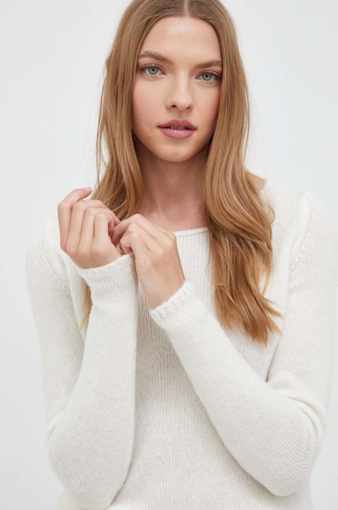 Вовняний светр HUGO жіночий колір бежевий легкий (3681464)