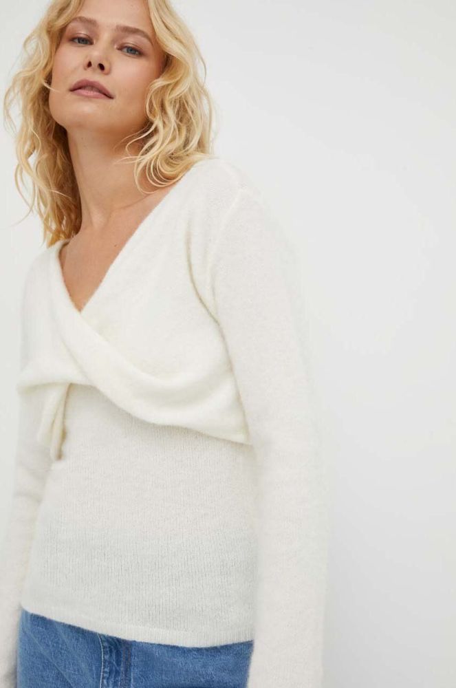 Вовняний светр Gestuz жіночий колір бежевий (3583077)