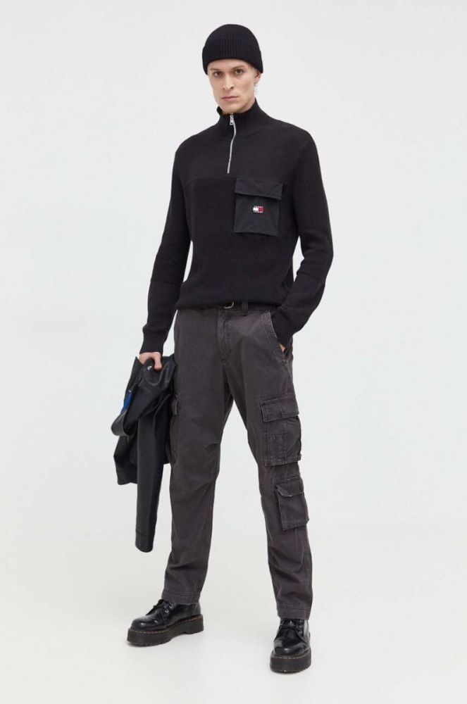 Бавовняний светр Tommy Jeans колір чорний півгольф (3558724) фото 2