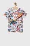 Дитяча бавовняна футболка Guess колір білий візерунок (3294256)