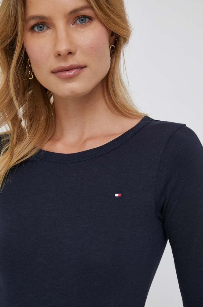 Бавовняний лонгслів Tommy Hilfiger колір синій (3335972)