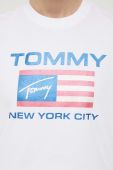 Бавовняна футболка Tommy Jeans колір бежевий (3366947)
