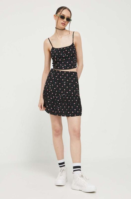 Топ Tommy Jeans жіночий колір чорний (3370469) фото 2