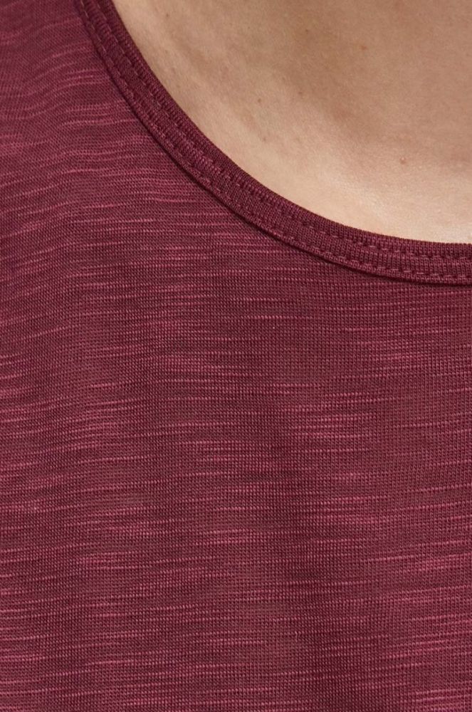 Топ для тренувань Casall Soft Texture колір бордовий фото 6