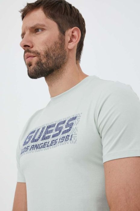 Футболка Guess чоловічий колір зелений з аплікацією (3310620)