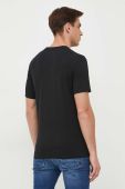 Футболка Guess чоловічий колір чорний з принтом (3328938)