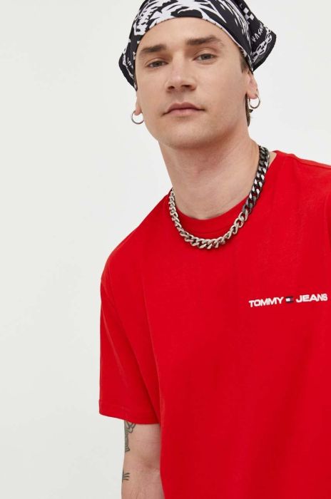 Бавовняна футболка Tommy Jeans колір червоний з аплікацією (3303333)