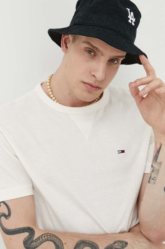 Бавовняна футболка Tommy Jeans колір бежевий з аплікацією (3253921)