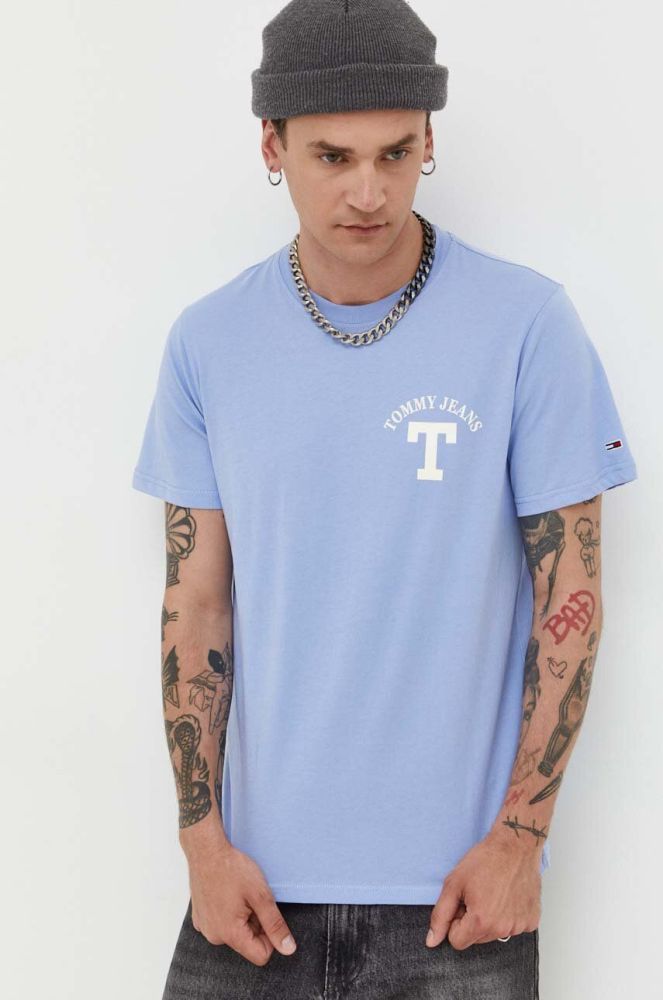 Бавовняна футболка Tommy Jeans з принтом колір блакитний (3328966)