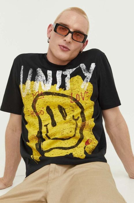 Бавовняна футболка HUGO колір чорний з принтом (3260174)