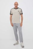 Бавовняна футболка adidas Originals колір бежевий з аплікацією (3363595)