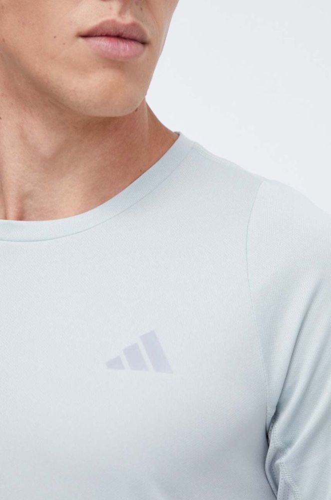 Бігова футболка adidas Performance Run Icons колір зелений з принтом фото 5