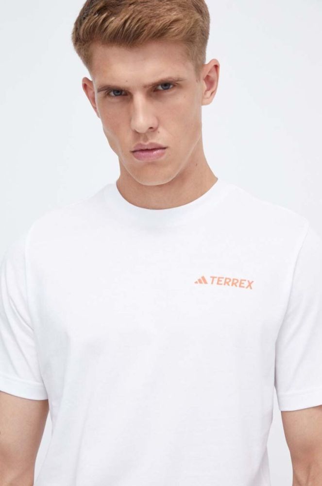 Футболка adidas TERREX Graphic Altitude чоловіча колір білий з принтом фото 4