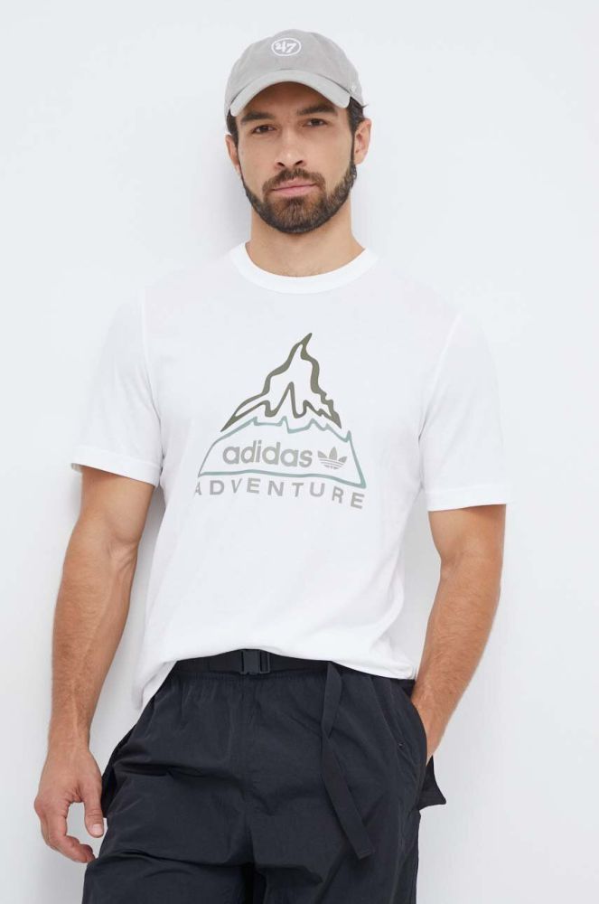 Бавовняна футболка adidas Originals чоловічий колір бежевий з принтом