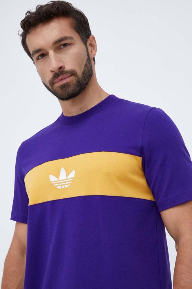 Бавовняна футболка adidas Originals колір фіолетовий візерунок (3524862)