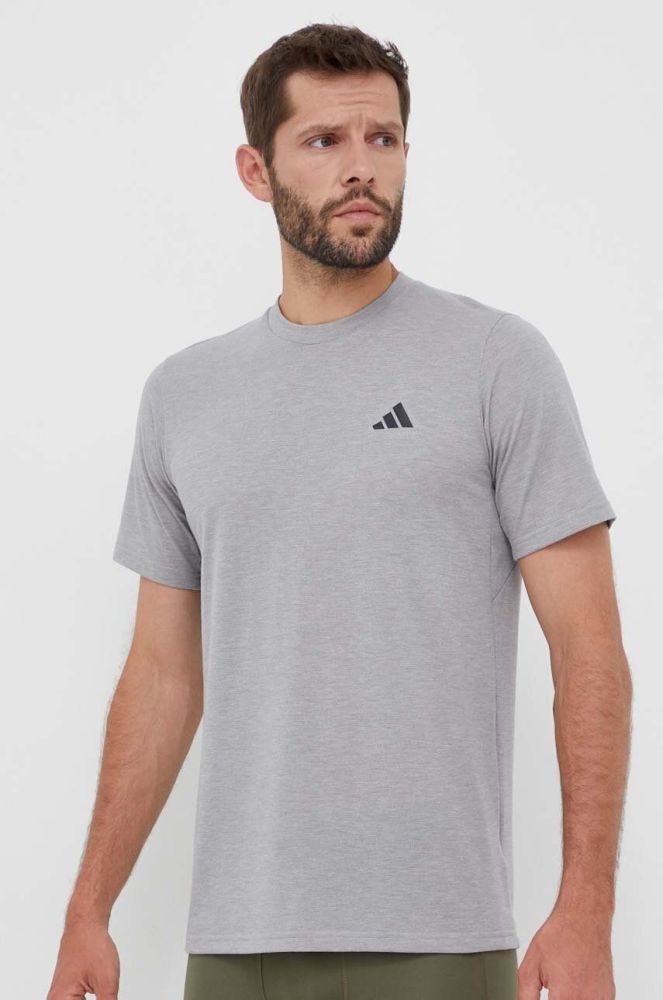 Тренувальна футболка adidas Performance Train Essentials Comfort колір сірий меланж