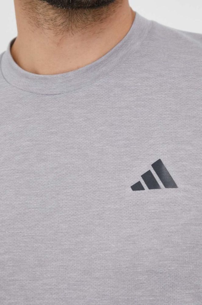 Тренувальна футболка adidas Performance Train Essentials Comfort колір сірий меланж фото 5