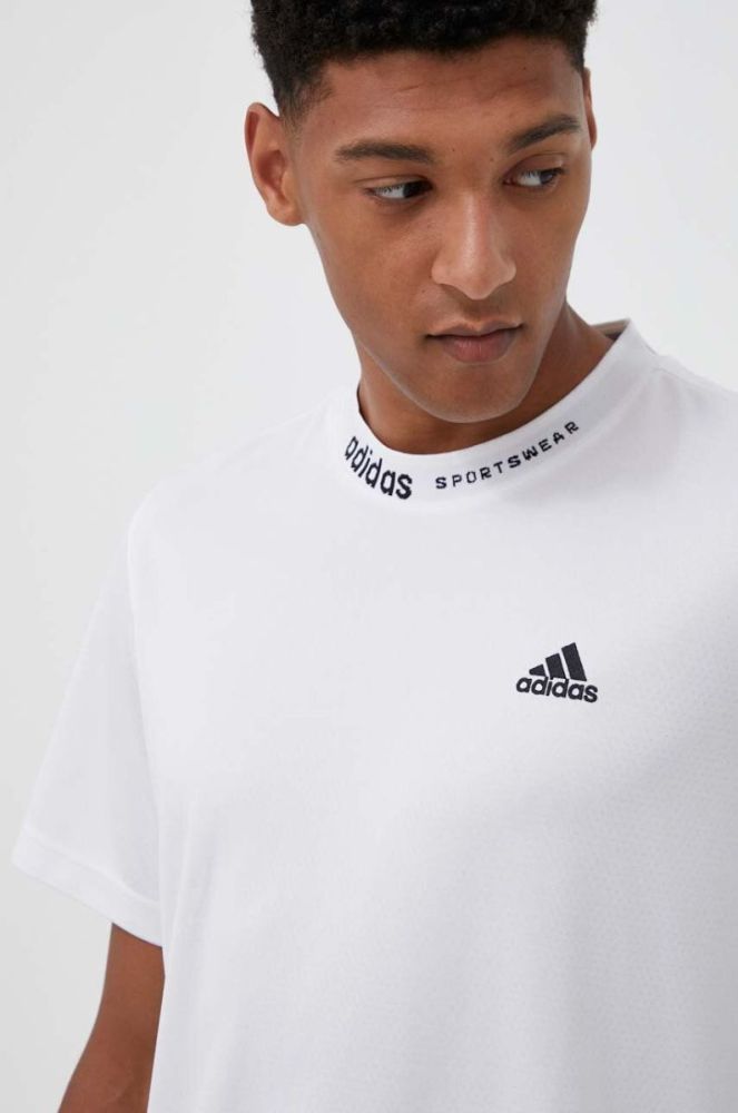 Футболка adidas чоловічий колір білий з аплікацією фото 5