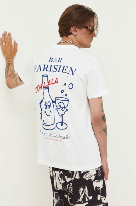 Бавовняна футболка On Vacation колір білий з принтом