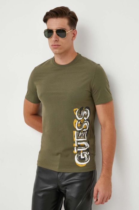 Футболка Guess чоловічий колір зелений з принтом (3598991)
