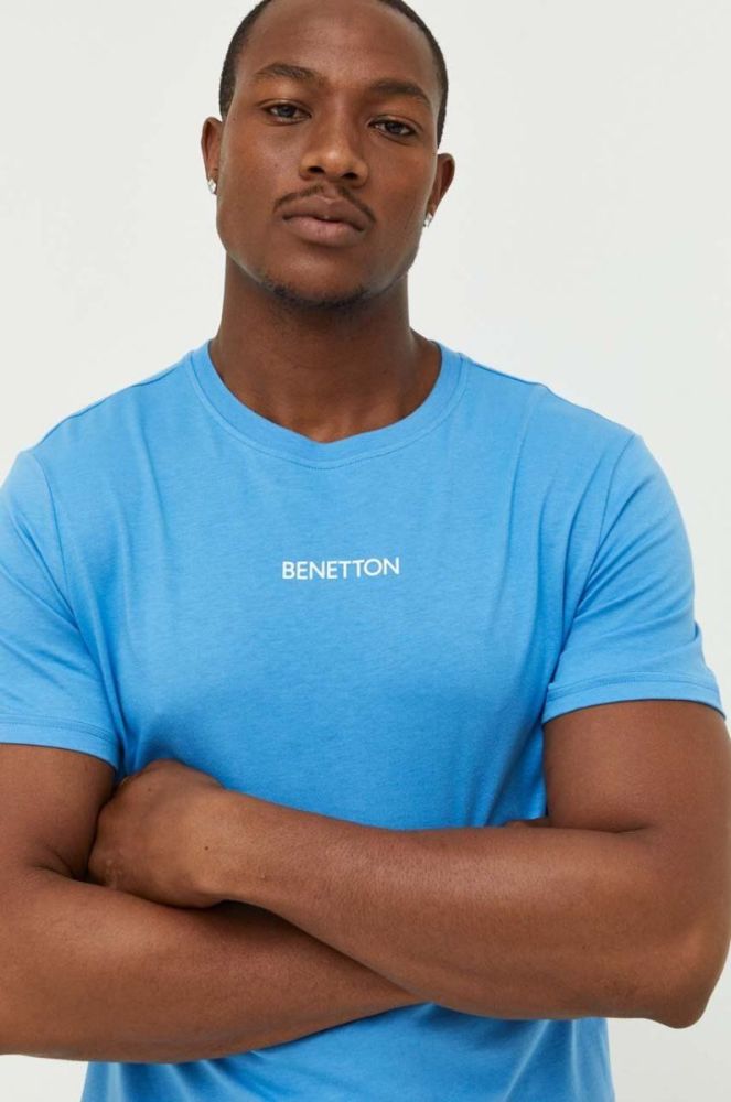 Бавовняна футболка United Colors of Benetton з принтом колір блакитний (3422418) фото 4