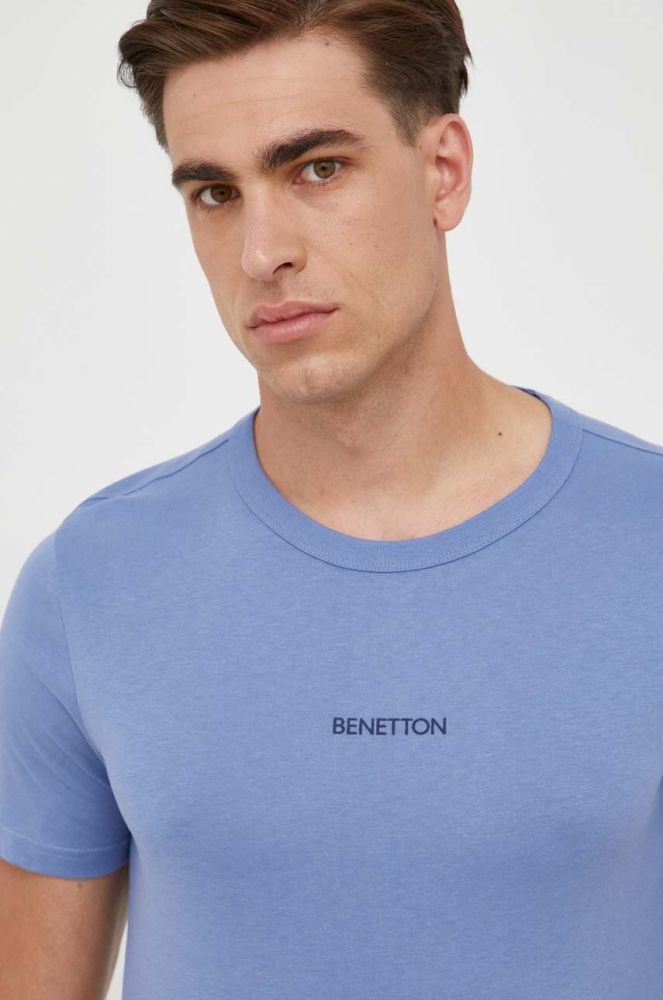 Бавовняна футболка United Colors of Benetton з принтом колір блакитний (3422422)