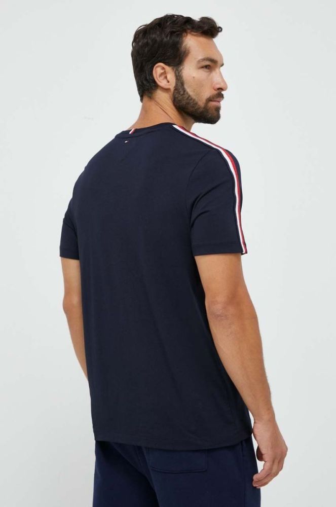 Футболка Tommy Hilfiger чоловічий колір синій однотонний (3534900) фото 3