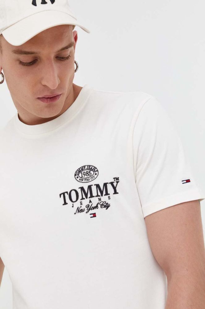 Бавовняна футболка Tommy Jeans колір бежевий з аплікацією (3534947)