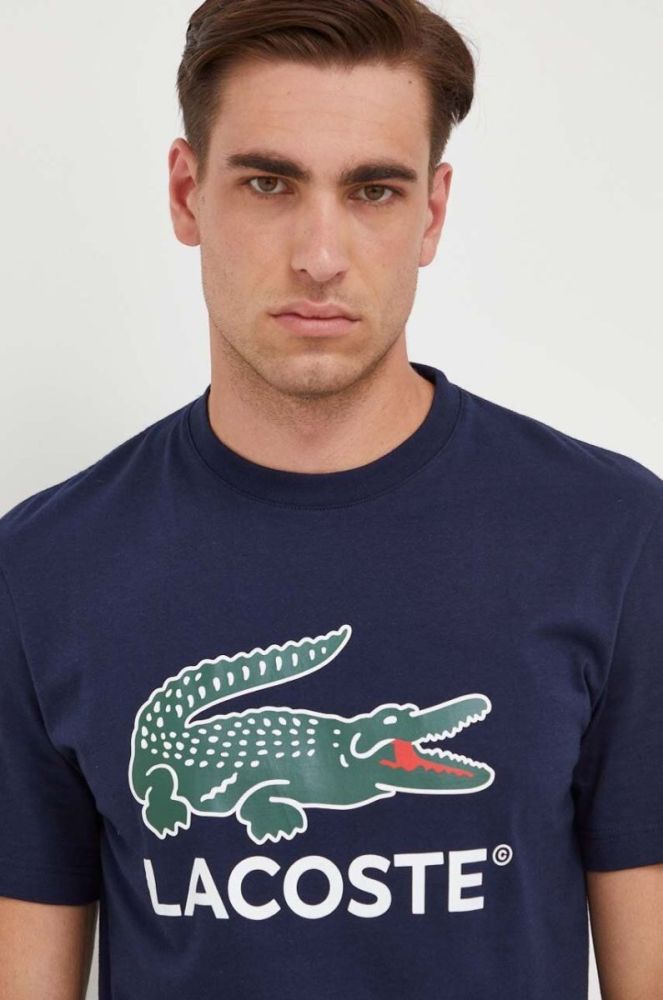 Бавовняна футболка Lacoste колір синій з принтом (3539056) фото 4