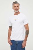 Бавовняна футболка Barbour колір білий з аплікацією