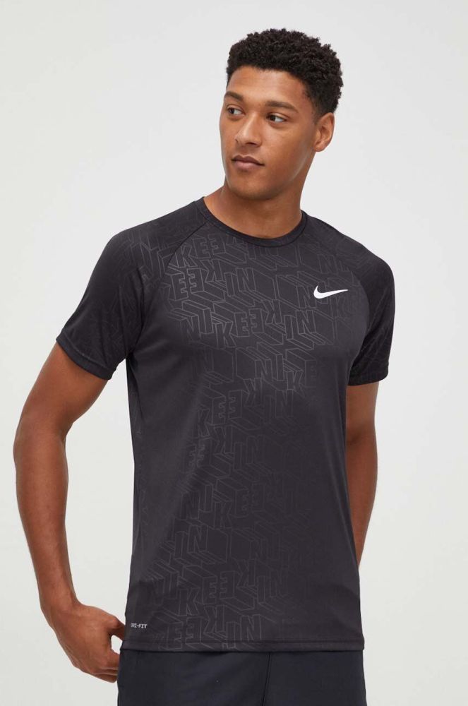 Тренувальна футболка Nike колір чорний візерунок