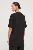 Бавовняна футболка On Vacation колір чорний з аплікацією (3587816)