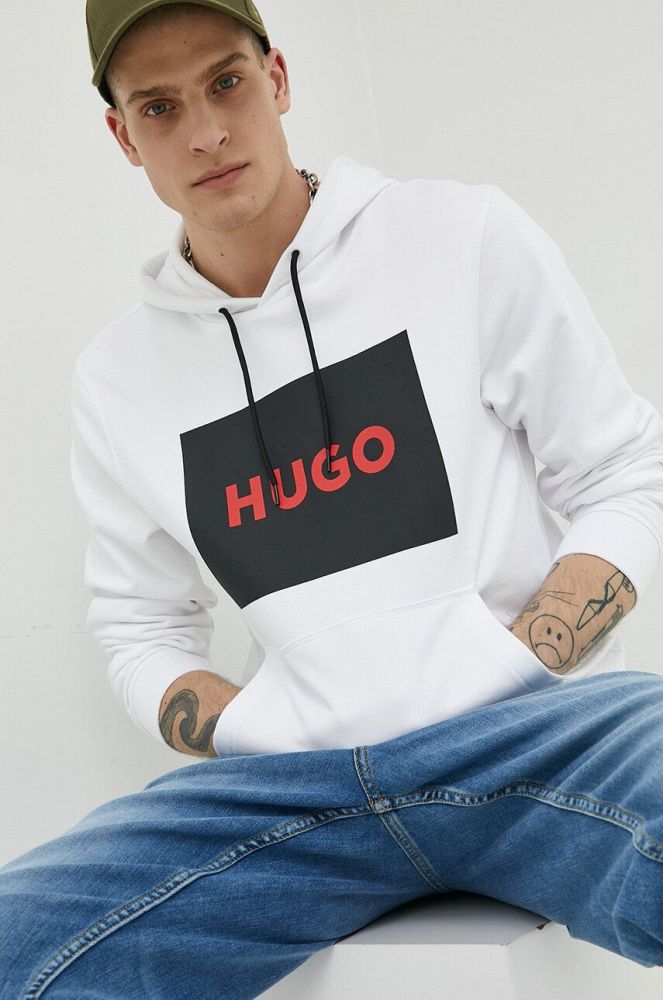 Бавовняна кофта HUGO чоловіча колір білий з капюшоном з принтом (3080173)