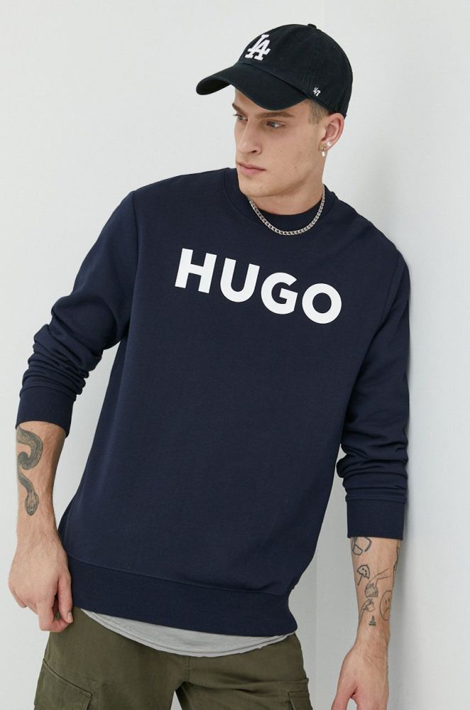 Бавовняна кофта HUGO чоловіча колір синій з принтом (2765124)