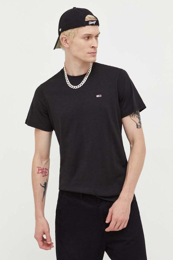 Бавовняна футболка Tommy Jeans колір чорний однотонний (3543082)