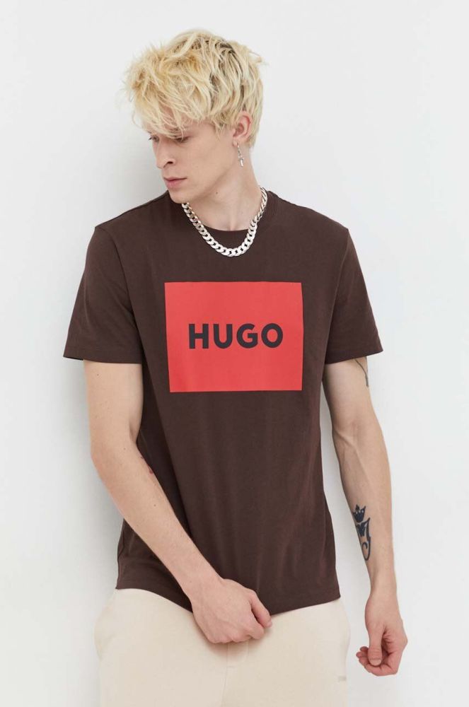 Бавовняна футболка HUGO колір коричневий з принтом