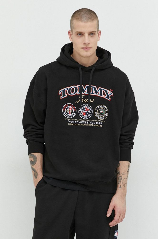 Бавовняна кофта Tommy Jeans чоловіча колір чорний з капюшоном з аплікацією (2890345)