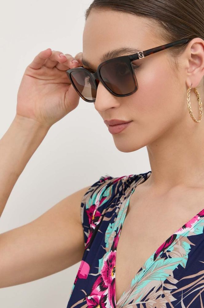 Сонцезахисні окуляри Guess жіночі колір коричневий (3204976)