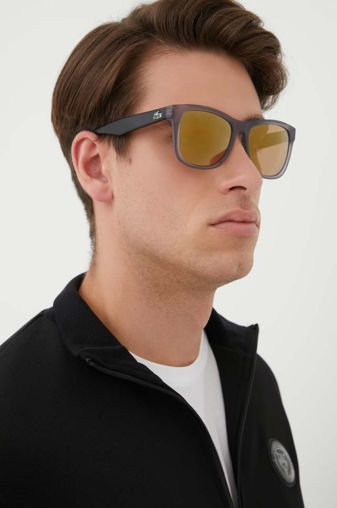 Сонцезахисні окуляри Lacoste колір чорний