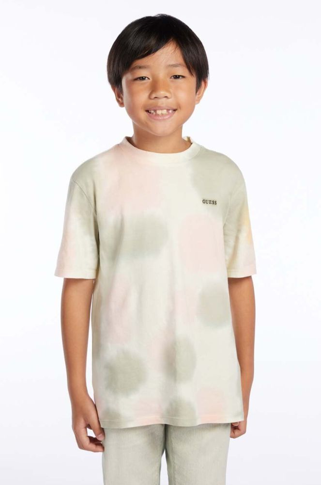 Дитяча бавовняна футболка Guess колір зелений візерунок (3046529)